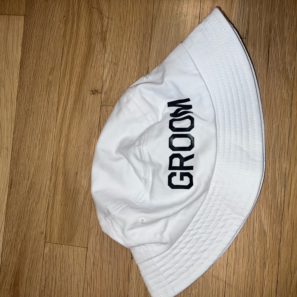 Groom bucket hat